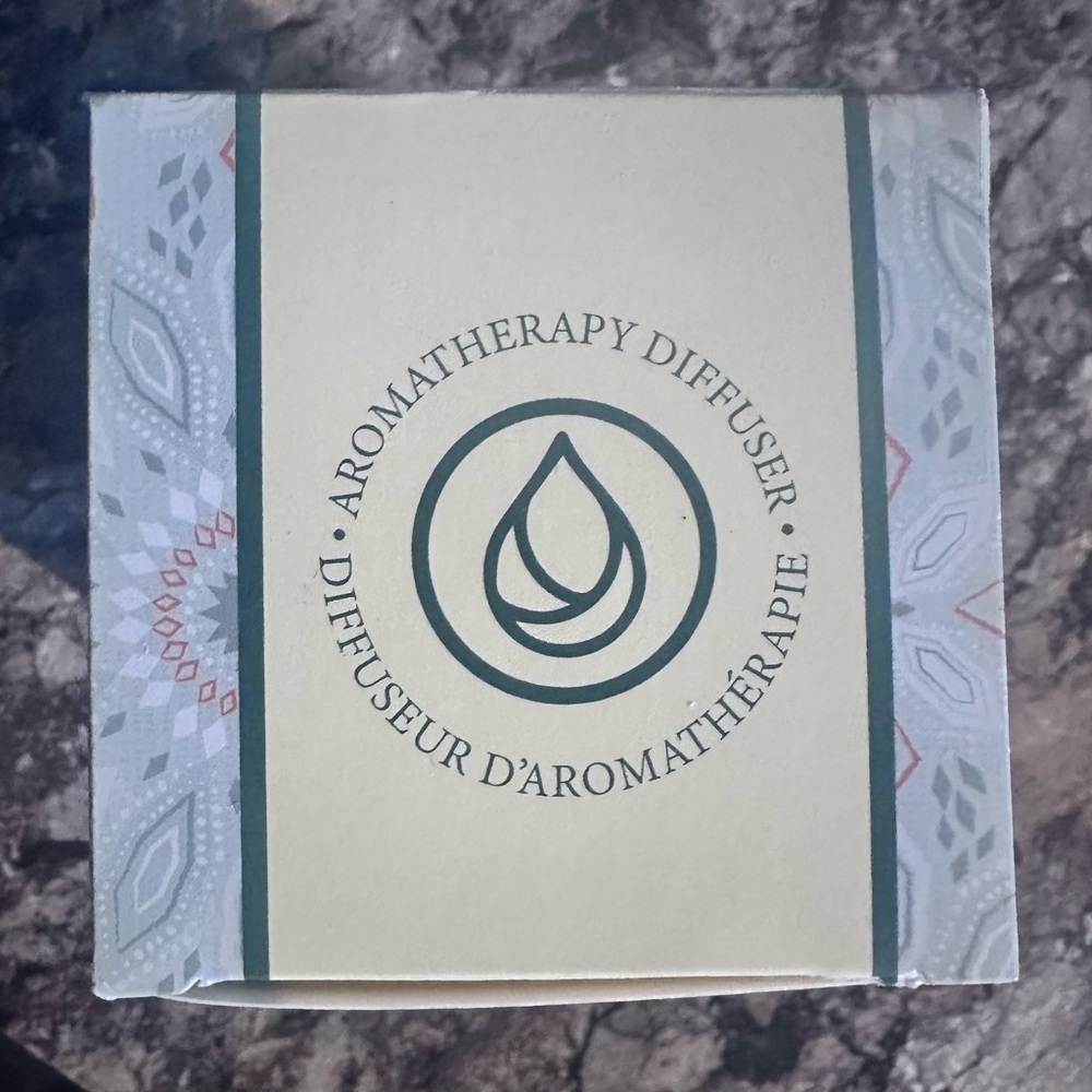 Aromatherapy Diffuser - Picture 3 of 7